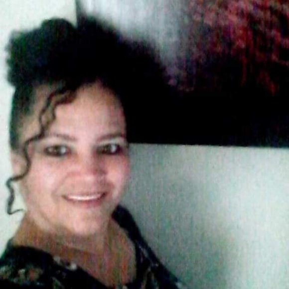 Meet your Posher, Ceci - Picture 1 of 1